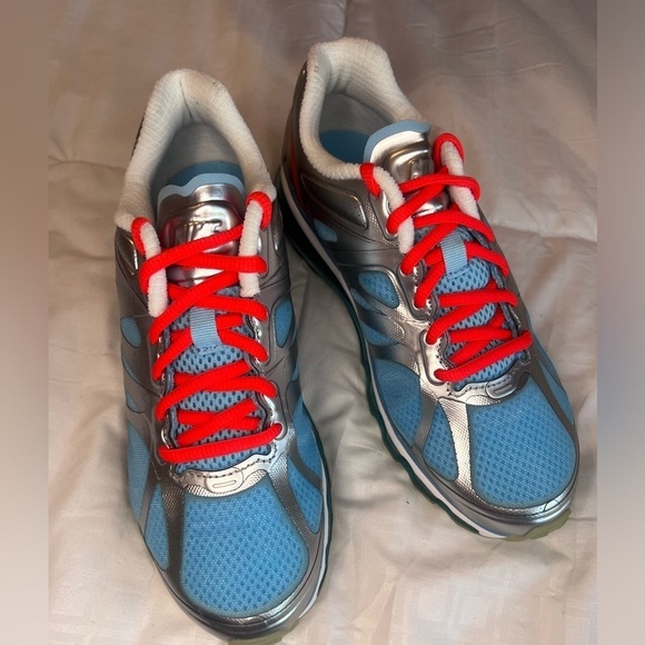 NWT NIKE AIR MAX 2012 -- 7 Women’s / 6Y - Picture 7 of 11